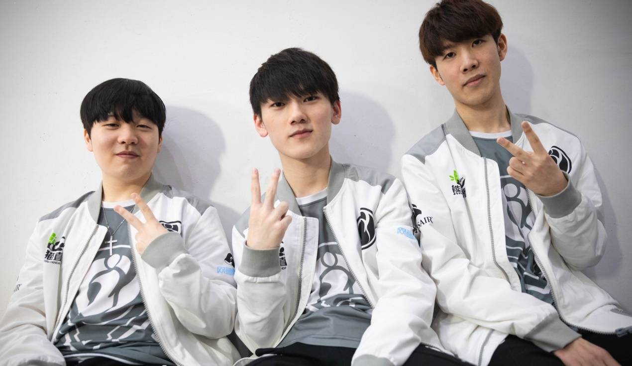 转会争夺战 转会争夺战