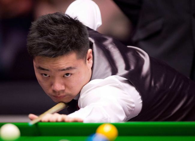 防守显得苍 防守显得苍