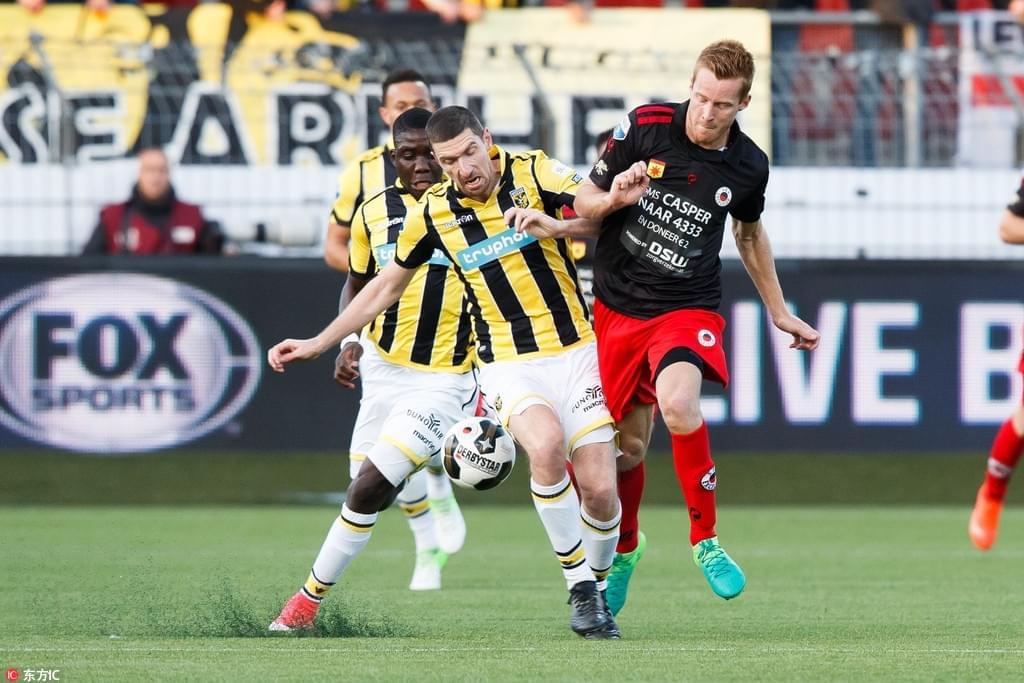 并执掌国足 并执掌国足